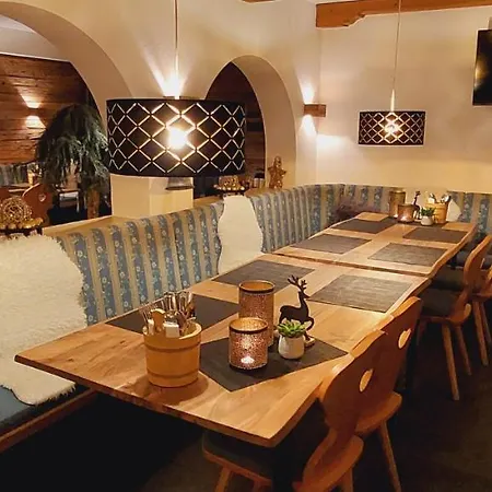 Alpenchalet Almrose 아파트호텔 아우파흐