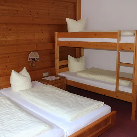 Alpenchalet Almrose 3*