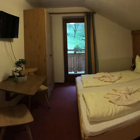 아파트호텔 Alpenchalet Almrose 3*