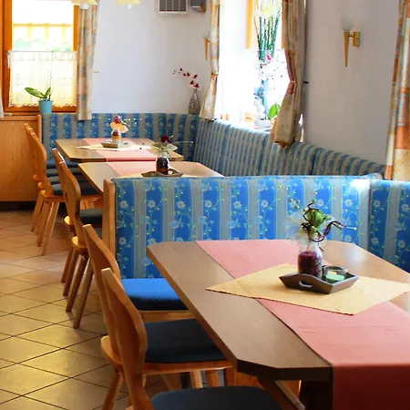 Alpenchalet Almrose 3*