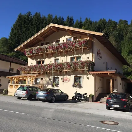 Alpenchalet Almrose アパートホテル アウフファッハ