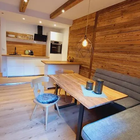 Almrose Aparthotel