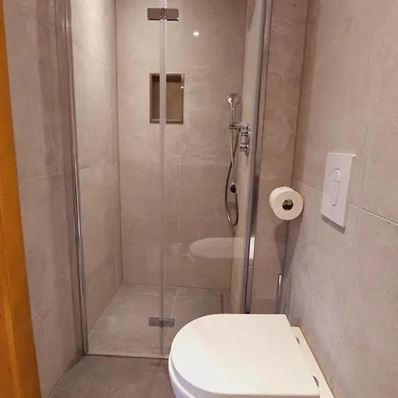 Aparthotel Almrose 2*