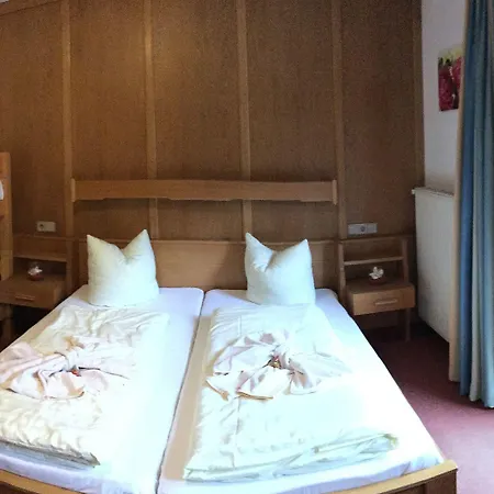 Alpenchalet Almrose 3*