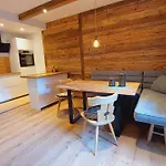 Alpenchalet Almrose Aparthotel 3*