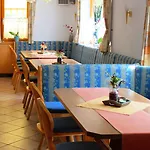 Alpenchalet Almrose 3*
