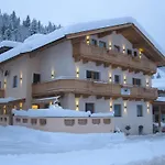 Aparthotel Alpenchalet Almrose