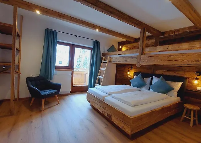 Alpenchalet Almrose מלון דירות 3*